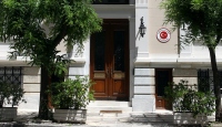Türkiyenin Atina Büyükelçiliği boyalı saldırıya uğradı